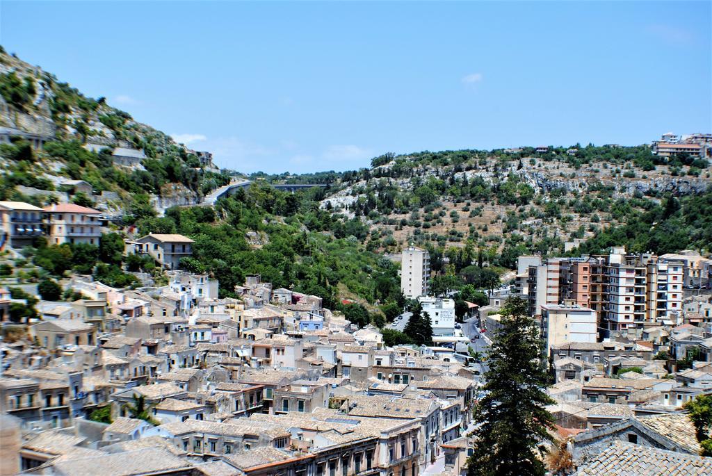 Modica Castle Vila Exterior foto
